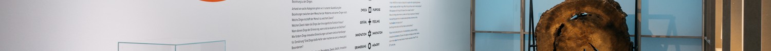Intro der Sonderausstellung Modern Times. (LWL-MAK/ Daniel Sadrowski)